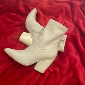 Women’s boots